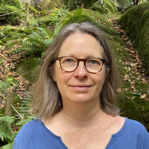Emmanuelle Lemarchand Saint-Martin-lès-Melle, Gérontologie, Addictions