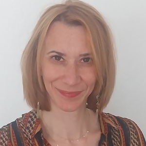 Delphine MUTEL Versailles, Gestion du stress et des émotions, Sophrologie appliquée à l’entreprise, Sophrologue pour enfant, Sophrologue pour adulte, Troubles du sommeil, Développement personnel, Sophrologue pour adolescent, Sophrologue pour sénior