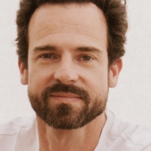 Nicolas Maillet Sophrologue  Saint-Just-sur-Dive, Sophrologue pour enfant, Maternité et parentalité